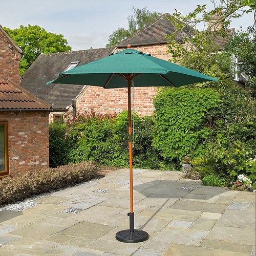 Sleek round green garden - 2.4m,